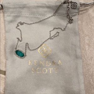 Kendra Scott necklace